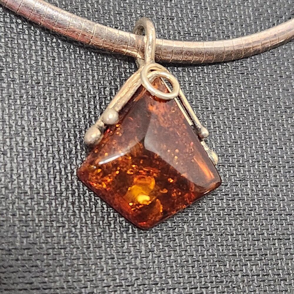 Vtg MILOR Italy 925 Sterling Silver 5mm Omega Choker & 925 Baltic Amber Pendant